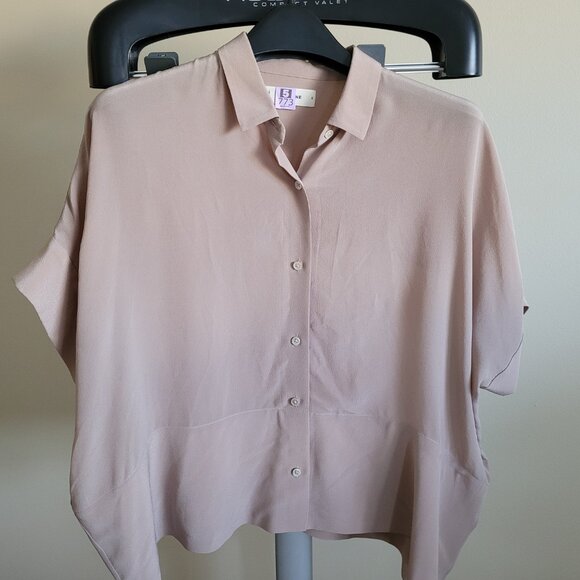Everlane The Boxy Shirt in Washable Silk - Picture 6 of 16